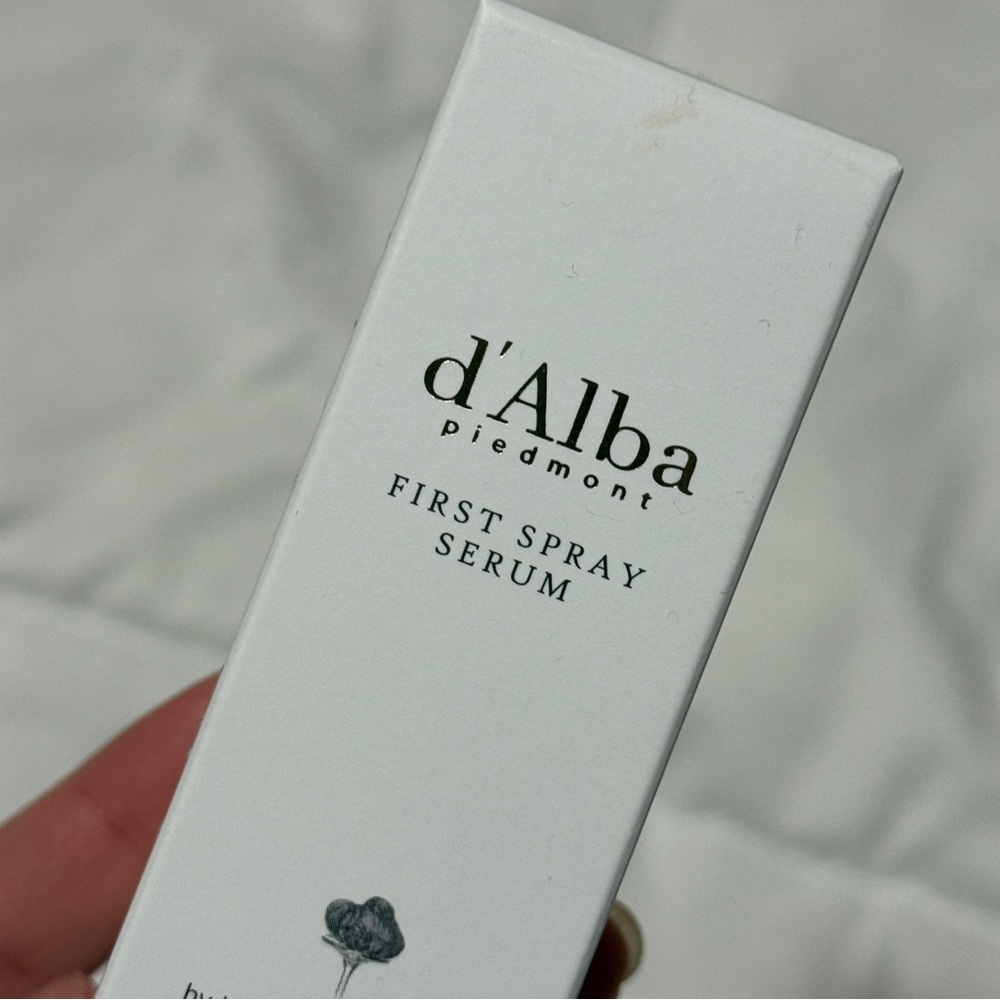 d'Alba White Truffle First Spray Serum - Picture 2 of 7